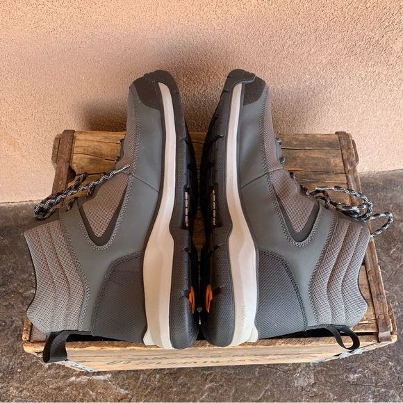 Bogs Men’s Shale Mid Safety Toe Shoes - Picture 3 of 10